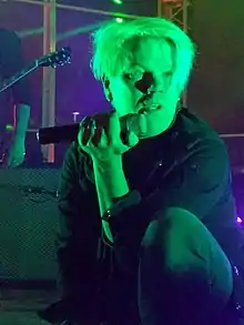 Hall performing live with Stabbing Westward in 2018.