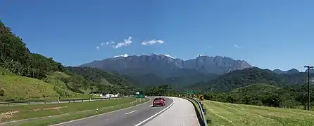 Rio-Teresópolis highway (stretch of BR-116) connecting Greater Rio de Janeiro to Teresópolis