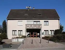 The town hall in Roggenhouse