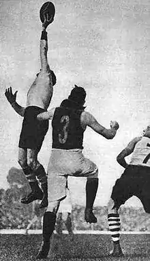 Roy Cazaly taking a one handed mark for South Melbourne in 1920