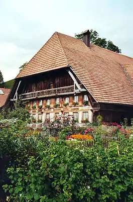 A farm house in the Zollbrück village in Rüderswil