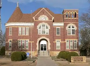 Rush County courthouse in La Crosse (2016)