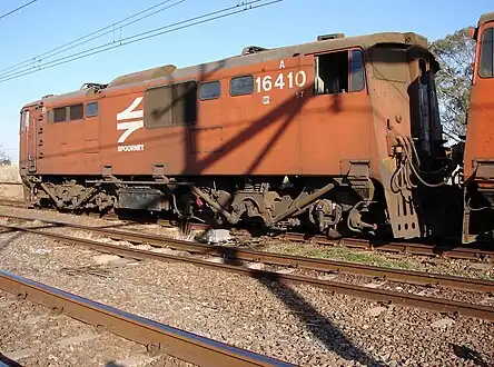 No. 16-410A (E1850) in Spoornet orange livery at Christiana, 22 September 2006