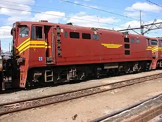 No. E948 with squared corners in SAR Gulf Red, Ladysmith, 5 August 2007