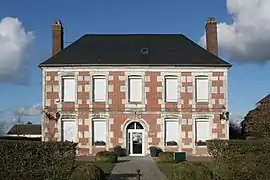 The town hall in Saint-Jean-de-Folleville