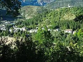 A general view of the village of Saint-Vincent-sur-Jabron