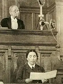 Hatı Çırpan at the rostrum of the Grand National Assembly of Turkey.