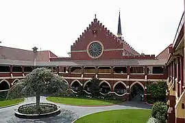 The Quadrangle at the school's current Hawthorn site (2009)