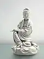 A Tek-hòe porcelain sculpture of a sitting Guanyin (17th century)