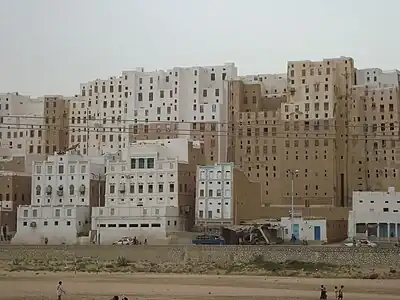 High-rise mud brick buildings in Shibam