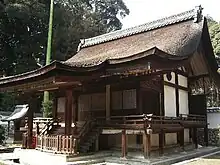 Hirairi style: entrance on the non-gabled side