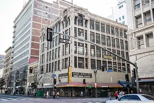 Silverwoods Building at #556-8, NE corner 6th/Broadway