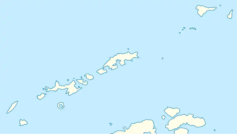 Cosmolabe Rock is located in South Shetland Islands