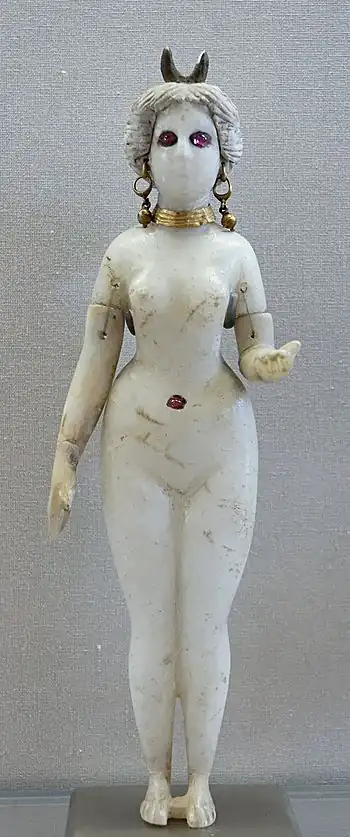 Babylonian statuette of a goddess (Astarte or Ishtar)