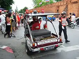 Police tuk-tuk, Tha Phae Gate