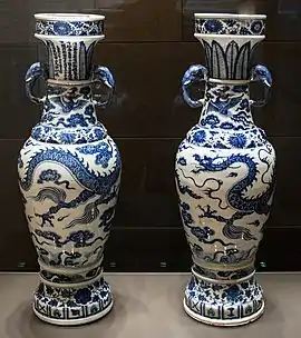 David Vases; 1351; glazed porcelain; height: 63.5 cm; British Museum (London)