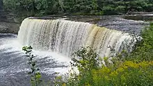 Upper Tahquamenon Falls