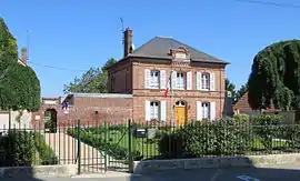 The town hall in Thury-en-Valois