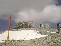 Tochal Peak at 3,964 m (13,005 ft).