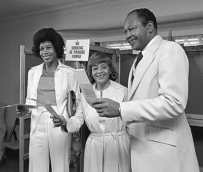 Tom Bradley with his family, 1977.jpg