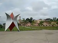 Monumento Guaracuí (2002)