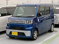 Toyota Pixis Mega