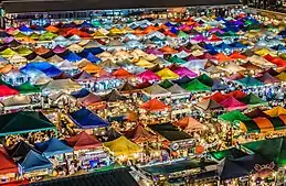 Rot Fai Night Market (Ratchada branch)