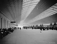 The train concourse at Washington Union Station, c. 1920