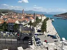 Image 31Historic centre of Trogir has been included in the UNESCO list of World Heritage Site since 1997. (from Croatia)