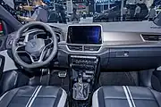 Volkswagen T-Roc R-Line interior (Facelift, China)