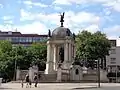 Queen Victoria Monument, Derby Square(1902–06; Grade II)