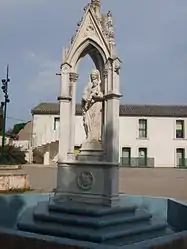 Statue of the Virgin at Lignan-sur-Orb