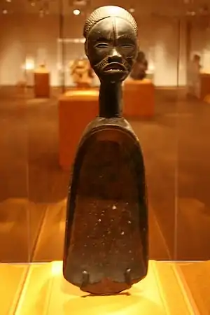 Image 11Liberian ceremonial spoon (from Culture of Liberia)