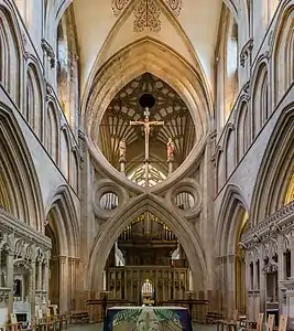 Scissor arches, built to reinforce the tower above (1338–48)