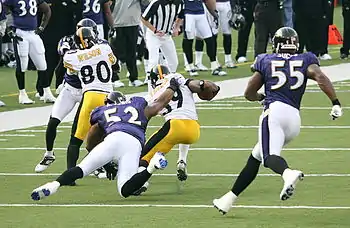 Ray Lewis tackles Willie Parker